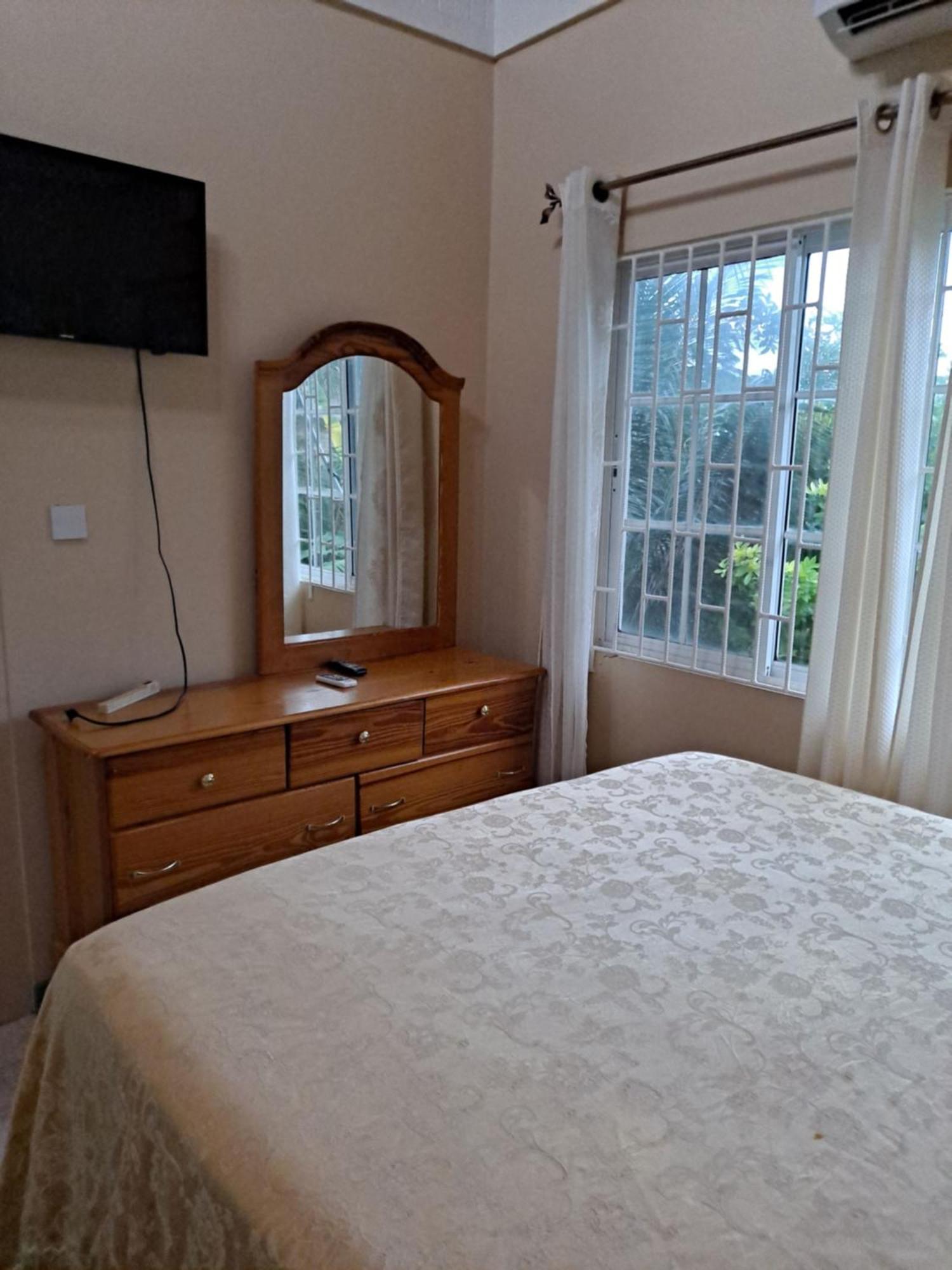 Chaudhry Holiday House Montego Bay Luaran gambar